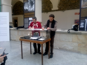 Renovación del acuerdo entre el ayuntamiento de Mondragón y Aranzadi