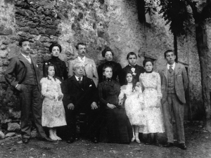 GARAGORRI MENDIZABAL FAMILIA