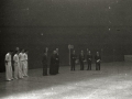 AUTORIDADES CIVILES ENTREGANDO TROFEOS A DIVERSAS PERSONALIDADES DEL MUNDO DE LA PELOTA. (Foto 7/10)