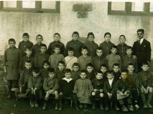 Eskolako mutikoak 1925-26 ikasturtean, (A).