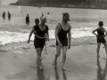 BAÑISTAS EN LA PLAYA DE LA CONCHA Y EN LA DE ONDARRETA. (Foto 2/5)