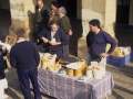 Beasaingo Odolki Lehiaketaren dastaketa eta eskualdeko produktuen erakusketa-salmenta San Martin plazan. Gazta salpostua