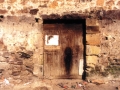 Mendebaldeko fatxadako atearen xehetasuna (eskaneatuta).