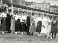 ESCENAS EN LA PLAYA DE LA CONCHA. (Foto 16/95)