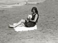 ESCENAS EN LA PLAYA DE LA CONCHA. (Foto 42/95)