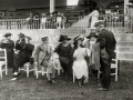 ESCENAS EN EL HIPODROMO DE LASARTE. (Foto 8/13)