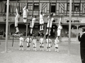 EXHIBICION DE GIMNASIA INFANTIL EN EL PATIO DEL ASILO REINA VICTORIA EN ZORROAGA. (Foto 4/5)