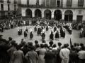 DIFERENTES PERSONALIDADES EN LAS JORNADAS DE CONFRATERNIDAD VASCO-CATALANA-GALLEGA, ENTRE LAS SE ENCUENTRAN JUAN OLASAGASTI, BUENAVENTURA ELIZONDO, TELESFORO MONZON,  TEODORO HERNANDORENA,  ALDAZABAL, MARIA ZULAIKA ARREGI,  MIGUEL DE URRETA ETXEBESTE Y BENEGAS. (Foto 8/20)