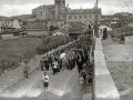 CORTEJO FUNEBRE POR LAS CALLES DE HERNANI. (Foto 3/4)