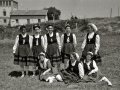 ESCENAS DE UN  RODAJE DE DANZAS VASCAS EN UNA CAMPA DE IGELDO. (Foto 10/16)