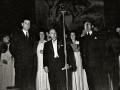 ENCOMENDACION A JUAN GOROSTIDI A LA ORDEN DE ALFONSO X EL SABIO POR EL ALCALDE FELIX AZPILICUETA  EN EL MUSEO SAN TELMO. (Foto 2/5)