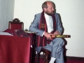 Participante en los actos de clausura de un congreso en el Instituto Internacional de Sociología Jurídica