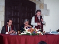 Actos de clausura de un congreso en el Instituto Internacional de Sociología Jurídica. A la izquierda de la mesa, José Ignacio García Ramos, Viceconsejero de Justicia del Gobierno Vasco y posteriormente Viceconsejero para la Administración pública