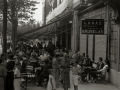 CLIENTES EN LA TERRAZA DE LA CAFETERIA XAUEN,  EN LA AVENIDA DE LA LIBERTAD. (Foto 2/2)
