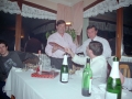 Entrega de obsequios en la celebración de la comida