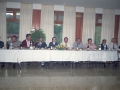 Celebración de una comida en la residencia. Entre los asistentes, el alcalde Angel Iturbe