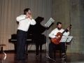 Músicos ofreciendo un concierto en el interior de Santa Ana