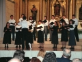 Actuación de un coro en el convento-auditorium de Santa Ana