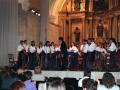 Músicos en pie durante un concierto ofrecido en el convento-auditorium de Santa Ana