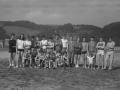 Grupo de jóvenes en el homenaje a Samaniego