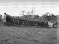 Pancarta reivindicativa en el concurso