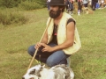 Pastor junto a su perro