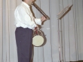 Jose Inazio Ansorena Miner tocando el chistu-tamboril