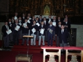 Actuación del coro parroquial en la Iglesia de San Miguel