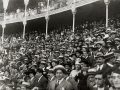 CORRIDA DE TOROS EN UNA PLAZA. (Foto 13/61)
