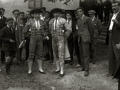 CORRIDA DE TOROS EN UNA PLAZA. (Foto 25/61)