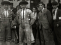 CORRIDA DE TOROS EN UNA PLAZA. (Foto 28/61)