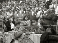CORRIDA DE TOROS EN UNA PLAZA. (Foto 34/61)