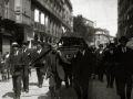 CORTEJO FUNEBRE POR DIVERSAS CALLES DE SAN SEBASTIAN. (Foto 3/3)