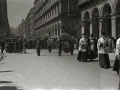 CORTEJO FUNEBRE POR LA CALLE SAN MARTIN. (Foto 1/6)