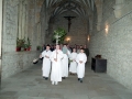 Actos religiosos del Domingo de Ramos en el claustro de la iglesia parroquial de San Miguel