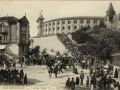 San Sebastián : "a los toros"! = Saint-Sébastien : le public se rendant aux arènes / L.L.