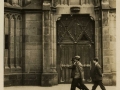 San Sebastián : una puerta de la catedral del Buen Pastor