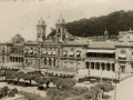 Ayuntamiento (antiguo Gran Casino) = City hall (formerly Great Casino) = L'Hotel de la ville (avant le Grand Casino)