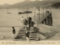 San-Sebastián : S.M. el Rey de Espana [sic] en el desembarcadero del Club Náutico / M. D.