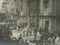 San Sebastián : procesión frente a la iglesia de Santa María