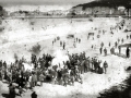 EL AVION "FARMAN", TRIPULADO POR EL FRANCES JEAN BOUYERSIN, EN LA PLAYA DE LA CONCHA A CONSECUENCIA DE UNA AVERIA. (Foto 2/2)