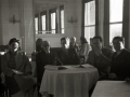 EL GOBERNADOR CIVIL DE GIPUZKOA, BARON DE BENASQUE, JUNTO A UN GRUPO DE PERIODISTAS. (Foto 3/4)