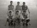 EQUIPO DE HOCKEY EN LA CANCHA DE UN FRONTON ANTES DE EMPEZAR UN PARTIDO. (Foto 3/3)