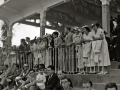 ESCENAS DE LAS CARRERAS DE CABALLOS EN EL HIPODROMO DE LASARTE. (Foto 19/27)