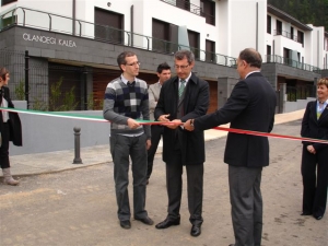 Inauguración de las viviendas.