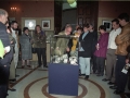 Visita guiada de la exposición en el salón de plenos