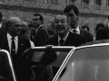 El lehendakari Jose Antonio Ardanza e Imanol Murua en las inmediaciones de la Basílica de Nuestra de Arantzazu