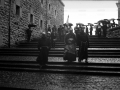 Autoridades religiosas accediendo al templo el día de la Virgen de Arantzazu