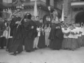 Clérigos durante la procesión del Corpus