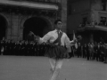 El baile del Corpus en la plaza de los Fueros durante la procesión del Corpus